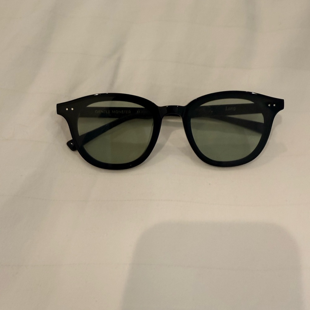 GENTLE MONSTER Black Frame Sunglasses with Green Lenses